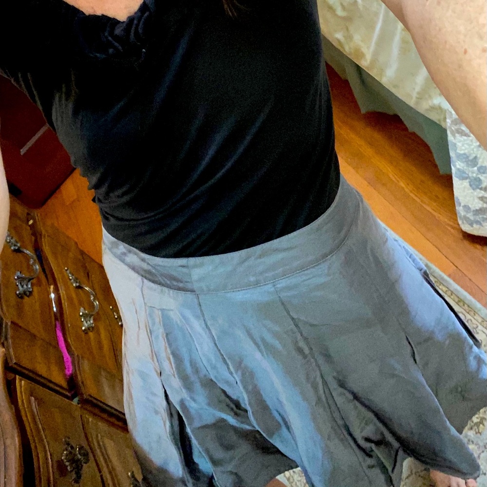 VIntage Kenneth Cole NY Gray Silk Pleated skirt